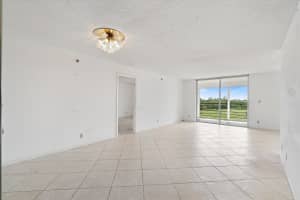 5340 NW 2nd Avenue Ph-29, Boca Raton, FL 33487 Sold 10/25/24