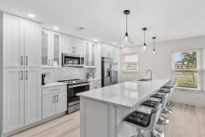 135 N High Point Boulevard B, Boynton Beach, FL 33435 Sold 10/23/24