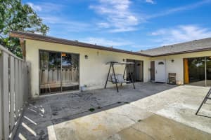 8057 Ambach Way 25-D, Hypoluxo, FL 33462 Sold 11/15/24