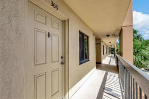 1701 Marina Isle Way 303, Jupiter, FL 33477 Sold 01/31/25