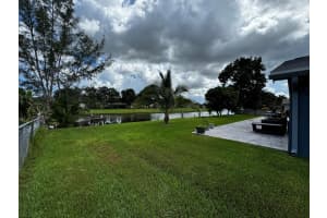 116 Park Road N, Royal Palm Beach, FL 33411 Sold 02/14/25