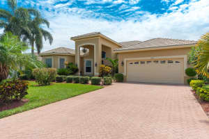 2220 SE Montrose Lane, Port Saint Lucie, FL 34952 Sold 11/14/24