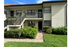 7585 Tahiti 102 Lane 102, Lake Worth, FL 33467 Sold 03/27/25