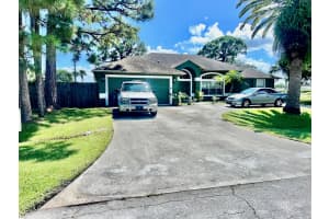 2702 SE Bishop Avenue, Port Saint Lucie, FL 34952 Sold 05/02/25