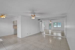43 Oakridge E, Deerfield Beach, FL 33442 Sold 12/19/24