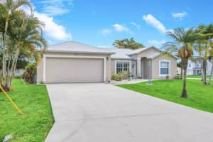 2771 SE Buccaneer Circle, Port Saint Lucie, FL 34952 Sold 11/01/24