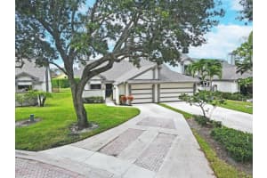 901 Landings Boulevard, Greenacres, FL 33413 Sold 04/25/25