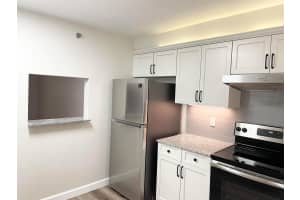 4820 Lucerne Lakes Boulevard W 401, Lake Worth, FL 33467 Sold 07/03/25