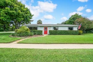 232 Henthorne Drive, Palm Springs, FL 33461 Sold 11/15/24
