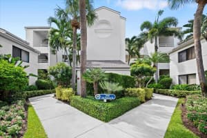 537 Oak Harbour Drive 537, Juno Beach, FL 33408 Sold 12/02/24