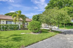 42 Kensington Lane, Boynton Beach, FL 33426 Sold 04/21/25