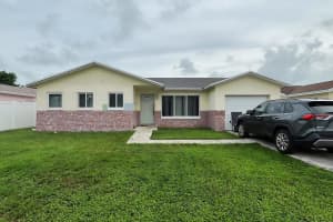 8978 Sw 6th Street Boca Raton, FL 33433 - Off Market