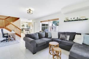 1814 Middleton Way, West Palm Beach, FL 33409 Sold 10/31/24