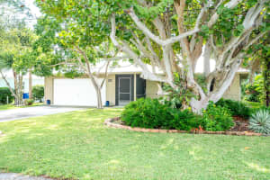 1805 Eucalyptus Avenue, Fort Pierce, FL 34949 Sold 12/18/24
