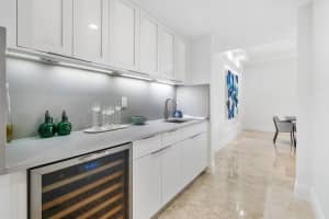 MLS# R11019984, Boca Raton, Florida 33432