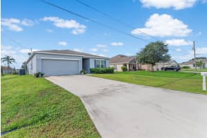574 SW Lacroix Avenue, Port Saint Lucie, FL 34953 Sold 10/30/24