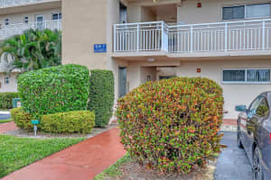 2724 N Garden Drive 304, Lake Worth, FL 33461 Sold 03/28/25