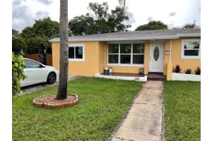 723 Evergreen Drive, Lake Park, FL 33403 Sold 04/29/25