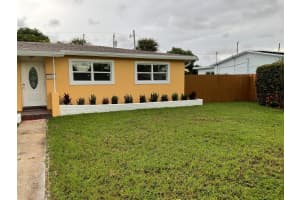 723 Evergreen Drive, Lake Park, FL 33403 Sold 04/29/25