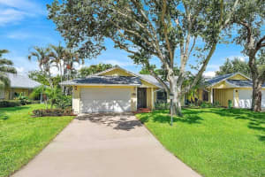 12776 SE Pinehurst Court, Hobe Sound, FL 33455 Sold 03/14/25