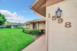 1598 SE Holiday Road, Port Saint Lucie, FL 34952 Sold 01/02/25