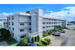 2018 S Federal Highway 305, Boynton Beach, FL 33435 Sold 04/08/25