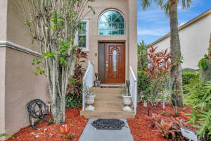 325 NW 153rd Avenue, Pembroke Pines, FL 33028 - MLS#R11020164
