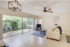 4 Greenway N 101, Royal Palm Beach, FL 33411 Sold 02/07/25