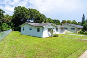 1124 Alameda Avenue, Fort Pierce, FL 34982 Sold 03/27/25