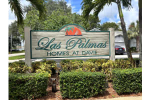 3703 NW 79 Way, Davie, FL 33024 Sold 11/15/24