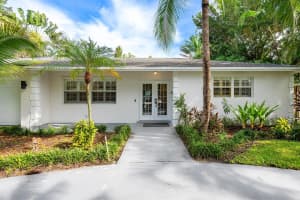 723 SW 27th Way, Boynton Beach, FL 33435 Sold 01/27/25