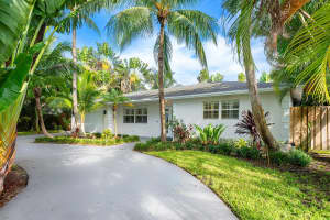 723 SW 27th Way, Boynton Beach, FL 33435 Sold 01/27/25