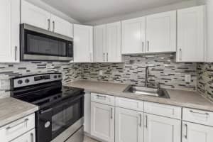447 Saxony J, Delray Beach, FL 33446 Sold 03/28/25