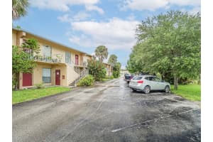 1555 14th Avenue 204, Vero Beach, FL 32960 Sold 10/03/24