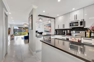 212 Lake Helen Drive 212, West Palm Beach, FL 33411 Sold 12/04/24