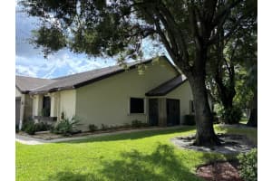 206 Meander Circle, Royal Palm Beach, FL 33411 Sold 03/07/25