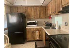 5160 Las Verdes Circle 309, Delray Beach, FL 33484 Sold 12/10/24