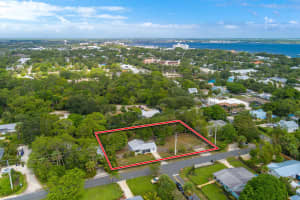 516 SE Alamanda Way, Stuart, FL 34996 Sold 10/24/24