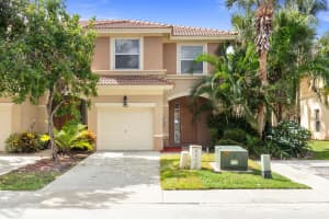 125 Wakulla Springs Way, Royal Palm Beach, FL 33411 Sold 11/08/24