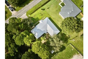 6604 Santa Clara Boulevard, Fort Pierce, FL 34951 Sold 10/31/24