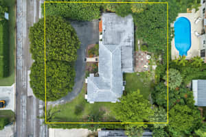 241 Linda Lane, West Palm Beach, FL 33405 Sold 10/23/24