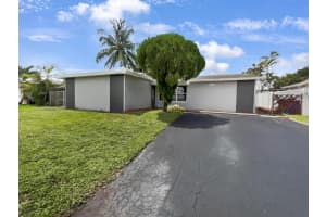 1120 NW 90th Terrace, Pembroke Pines, FL 33024 Sold 03/26/25