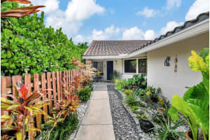 1715 NW 22nd Avenue, Delray Beach, FL 33445 Sold 11/15/24