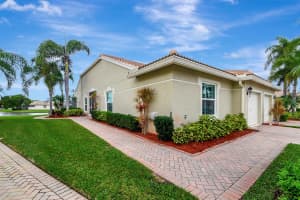 2165 Stonington Terrace, West Palm Beach, FL 33411 Sold 11/24/24