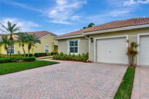 2165 Stonington Terrace, West Palm Beach, FL 33411 Sold 11/24/24