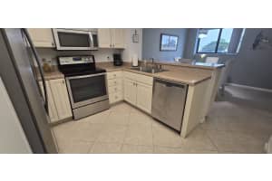 2800 N Highway A1a 201, Hutchinson Island, FL 34949 - MLS#R11021065