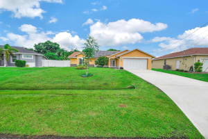 5727 NW Alcazar Terrace, Port Saint Lucie, FL 34986 Sold 11/27/24
