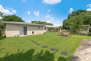 626 NW 7th Street, Boynton Beach, FL 33426 Sold 11/12/24