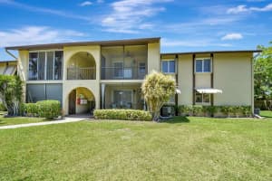 330 Pine Ridge Circle D-1, Greenacres, FL 33463 Sold 11/26/24