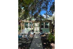213 N E Street, Lake Worth Beach, FL 33460 Sold 02/13/25